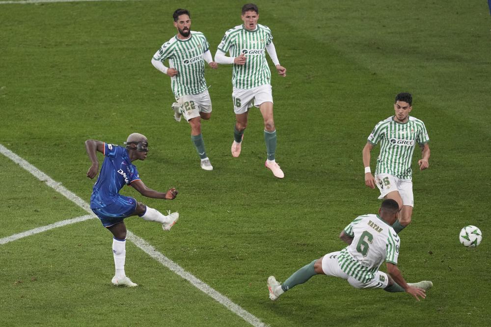 混团世界杯！爆大冷，国乒首败，世界冠军被翻盘，王曼昱疯狂逆转