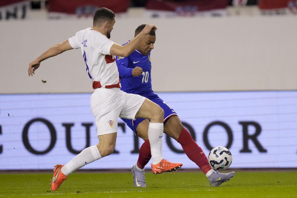 曼联计划争冠，阿莫林战术调整见效